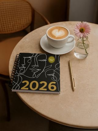 📔✨ TÝDENNÍ DIÁŘ 2026 – limitovaná edice Nový rok, nový začátek, nový plán! 🗓️ Praktický, přehledný a moderní diář, který...
