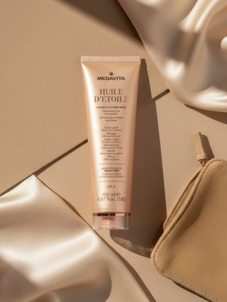 ✨ Vlasy jako z reklamy? Tohle je ten krok navíc ✨ Medavita HUILE d’Etoile Shining Oils Mask je luxusní maska pro extrémní...