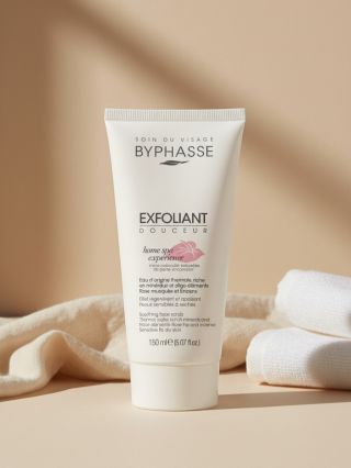 🤍 Jemný peeling i pro tu nejcitlivější pleť Když chceš hladkou, zklidněnou a čistou pleť bez podráždění, je tenhle peeling...